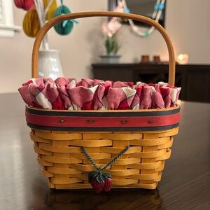 Longaberger 2001 Strawberry Basket w Liner Protector Charm Farmhouse Decor